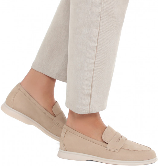 Лоферы женские