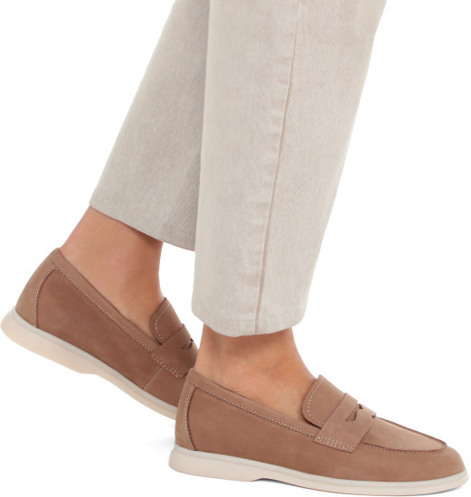 Лоферы женские