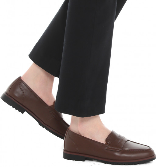 Лоферы женские