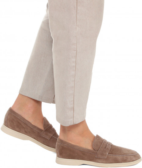 Лоферы женские