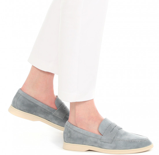 Лоферы женские