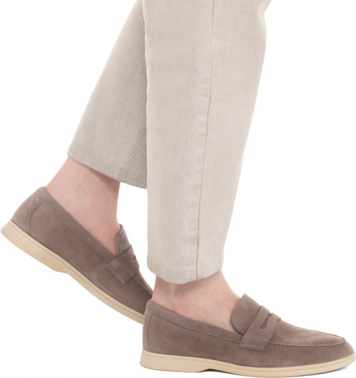 Лоферы женские