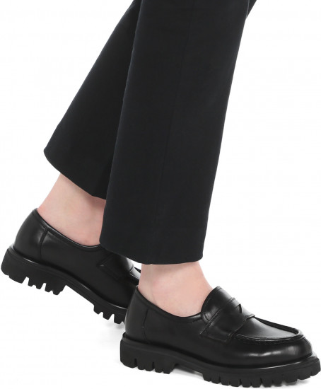 Лоферы женские