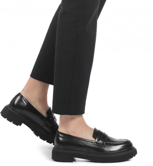 Лоферы женские