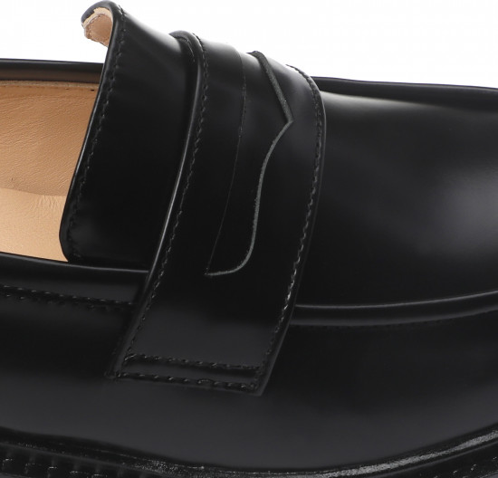 Лоферы женские