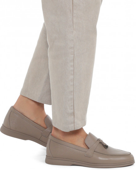 Лоферы женские