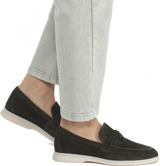 Лоферы женские