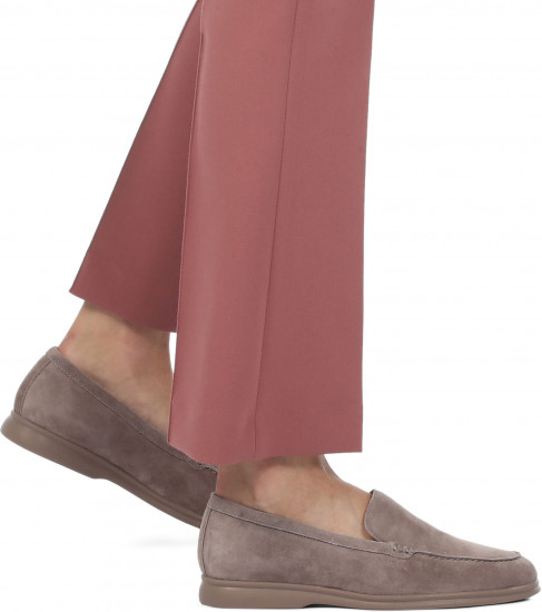 Лоферы женские