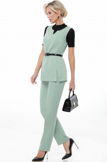 Костюм женский