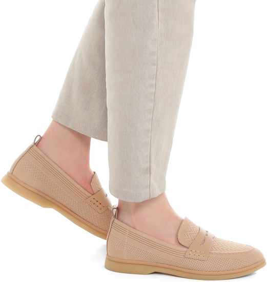 Лоферы женские