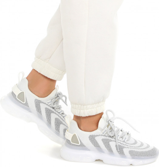 Кроссовки женские