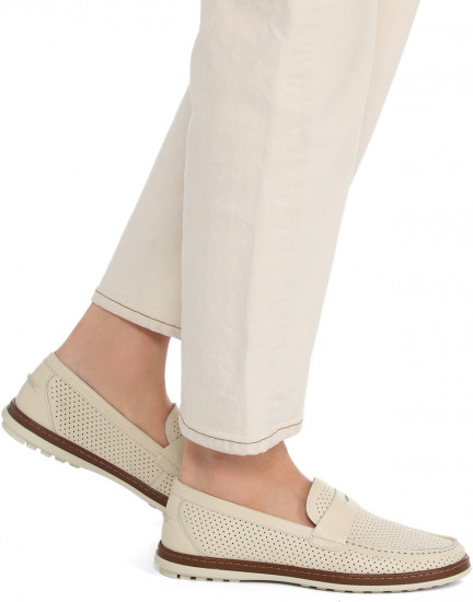 Лоферы женские