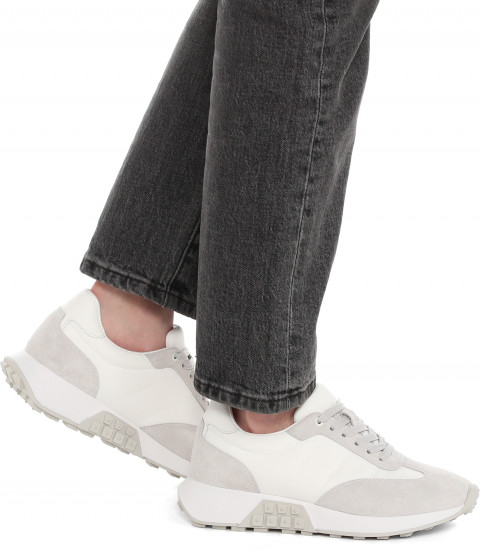 Кроссовки женские