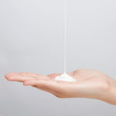 Крем-гель для душа на ламеллярной эмульсии «CeraMD Repair Cream Wash» - Фото 2