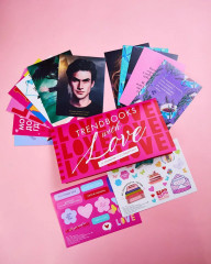 Конверт подарочный с набором мерча - Фото 1