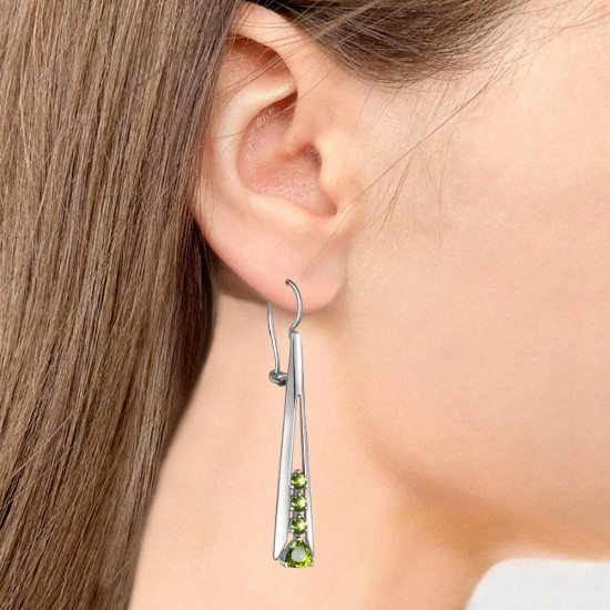 Серьги из серебра с хризолитами