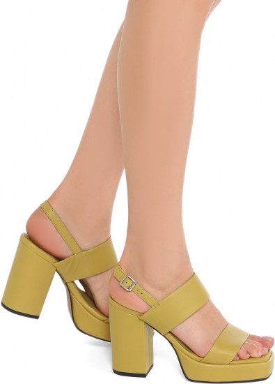 Босоножки женские