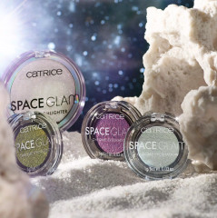 Хайлайтер для лица «Space Glam Holo Highlighter», оттенок 010 Beam Me Up - Фото 9