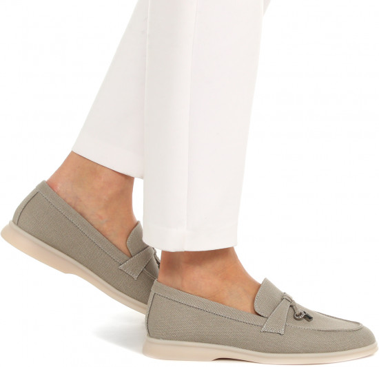 Лоферы женские