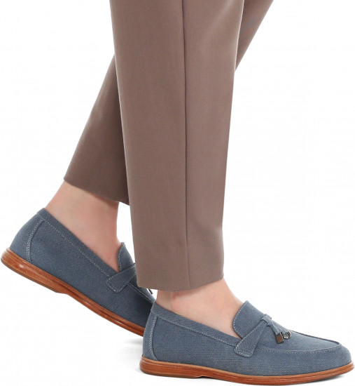 Лоферы женские