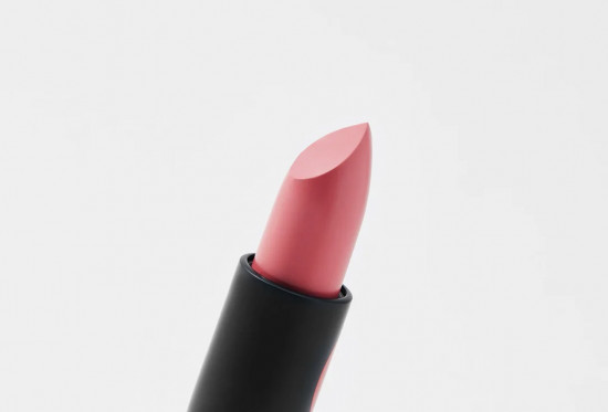 Помада для губ устойчивая матовая «Matte lasting lipstick» SPF 15, тон 15 Чайная роза