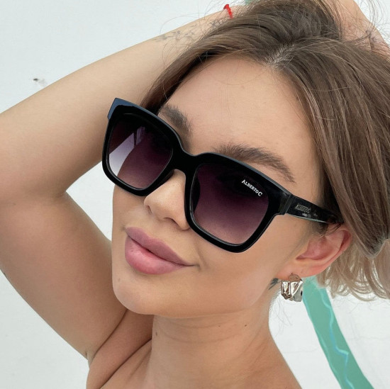 Очки солнцезащитные «Mia Black»