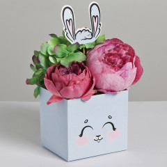 Коробка для цветов с топпером «Зайчик» - Фото 1