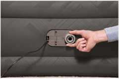 Кровать надувная со встроенным электронасосом «Queen» - Фото 8