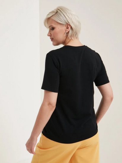 Футболка женская