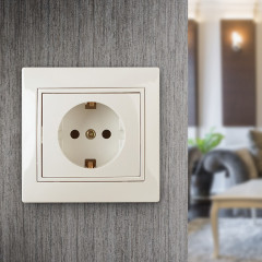 Розетка «Plano» - Фото 1