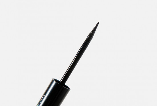 Подводка для век водостойкая «High Precision Waterproof Eye Liner», оттенок 01 Угольно-черный