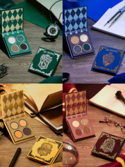 Набор палеток теней «Harry Potter Hogwarts houses» - Фото 1