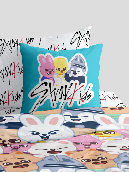 Подушка декоративная «Stray kids»
