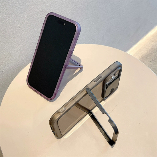 Чехол с подставкой и шторкой IPhone 15