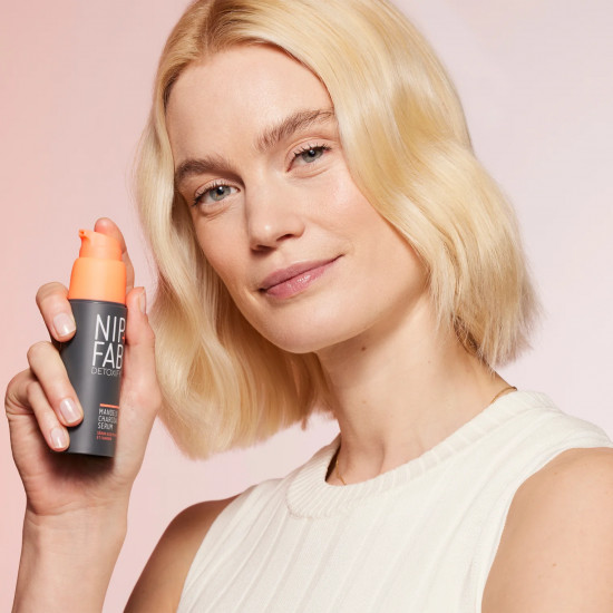 Сыворотка для лица с углем и миндальной кислотой «Charcoal + Mandelic Serum»