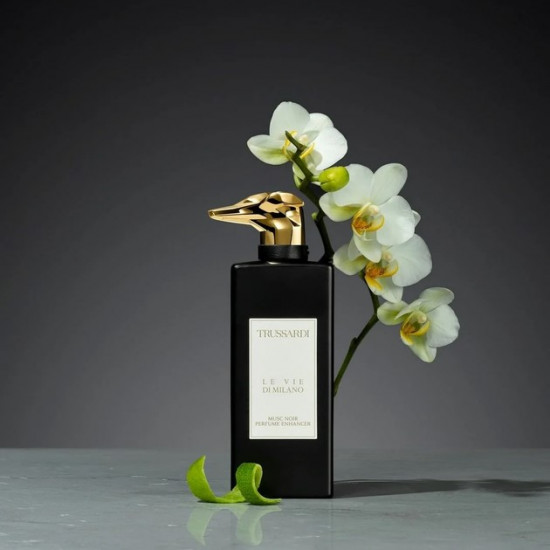 Парфюмированная вода «Musc Noir Perfume Enhancer»