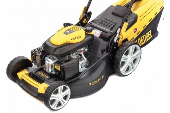 Газонокосилка бензиновая GLD-520SP