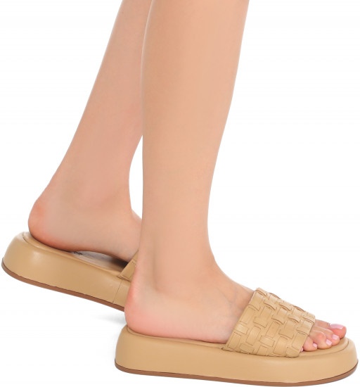 Шлепанцы женские