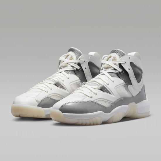Кроссовки женские «Jordan W Jumpman Two Trey»