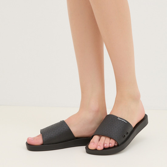 Шлепанцы женские