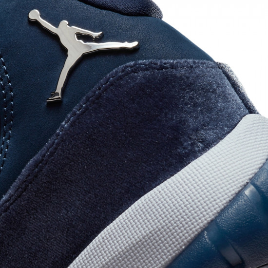 Кроссовки женские «Air Jordan 11 W»