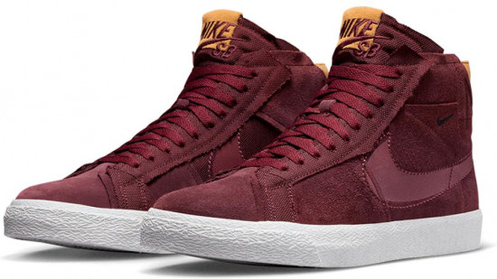 Кроссовки мужские «SB Blazer Mid»