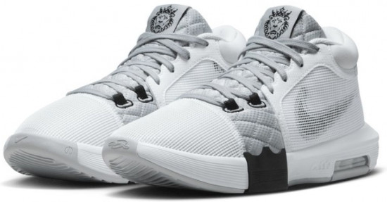 Кроссовки мужские «LeBron Witness 8»