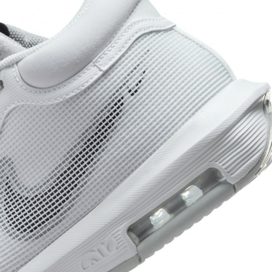 Кроссовки мужские «LeBron Witness 8»