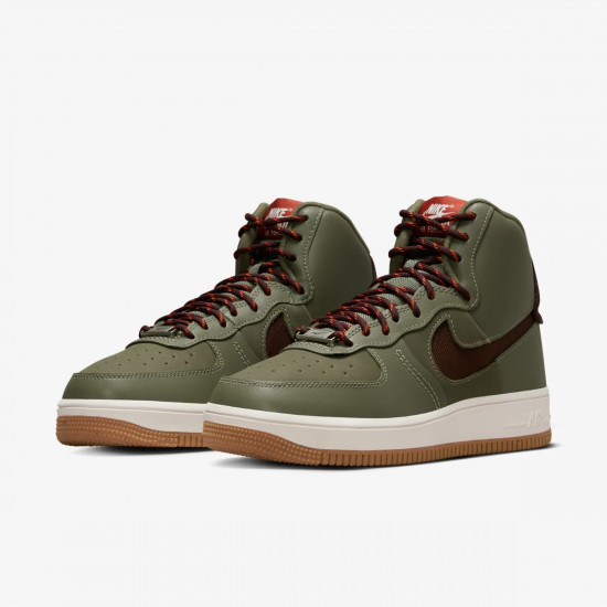 Кроссовки женские «Air Force 1 Sculpt»