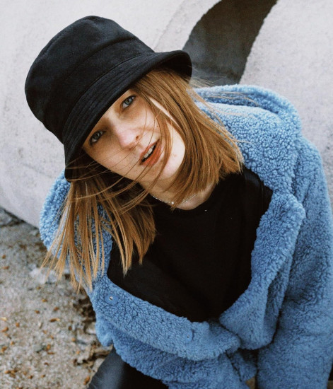 The 1990s Fashion Book