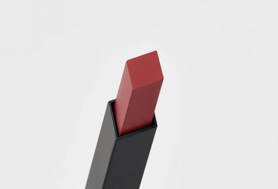 Помада губная «Rouge Pur Couture Slim Velvet Radical», тон 302 Brown No Way Back