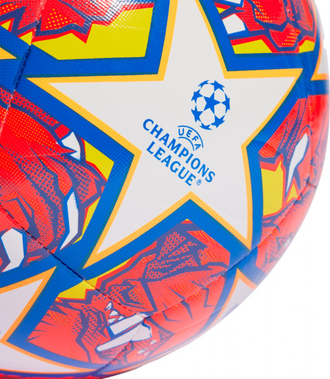 Мяч футбольный «UCL Training»