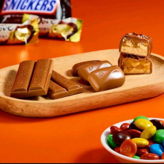 Набор конфет «M&M's, Snickers, Dove, Воздушный рис в молочном шоколаде» - Фото 3