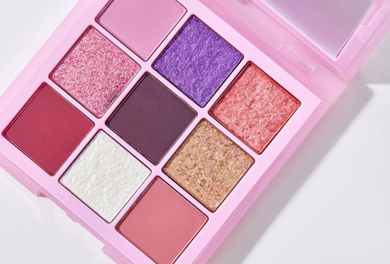 Палетка теней для век «B.Colour Pigment palette», оттенок 02 Midsummer fairytale
